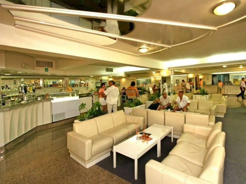 Hotel Zorna Plava Laguna Poreč Dış mekan fotoğraf