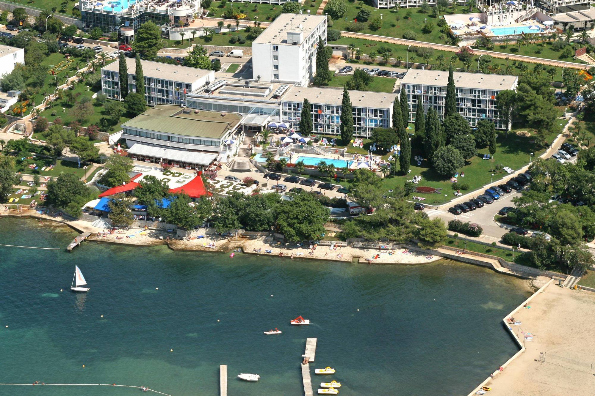 Hotel Zorna Plava Laguna Poreč Dış mekan fotoğraf