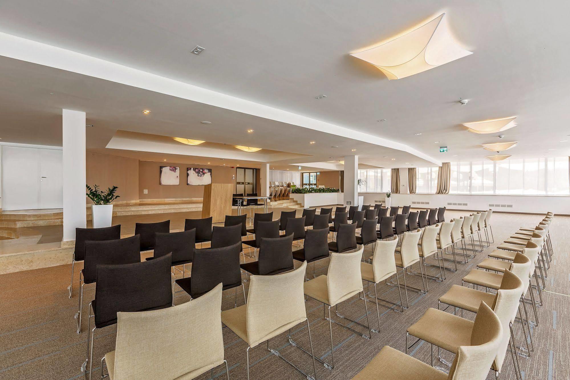 Hotel Zorna Plava Laguna Poreč Dış mekan fotoğraf